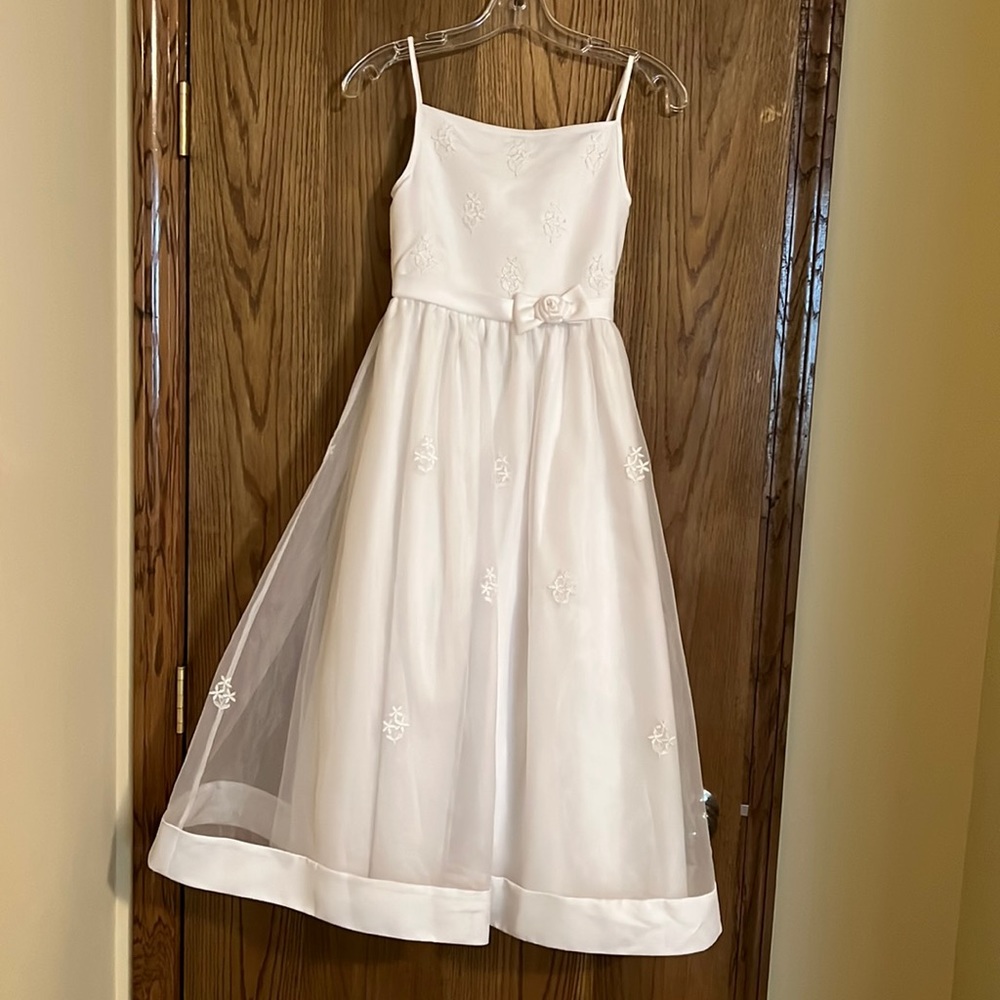 The Sweetie Collection Flower girl dress.